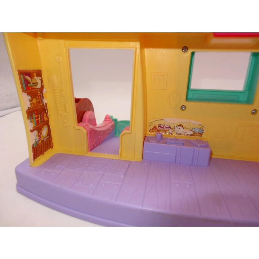Fisher Price Little People Belle's Klip Klop Cottage Disney‎ Princess Belle